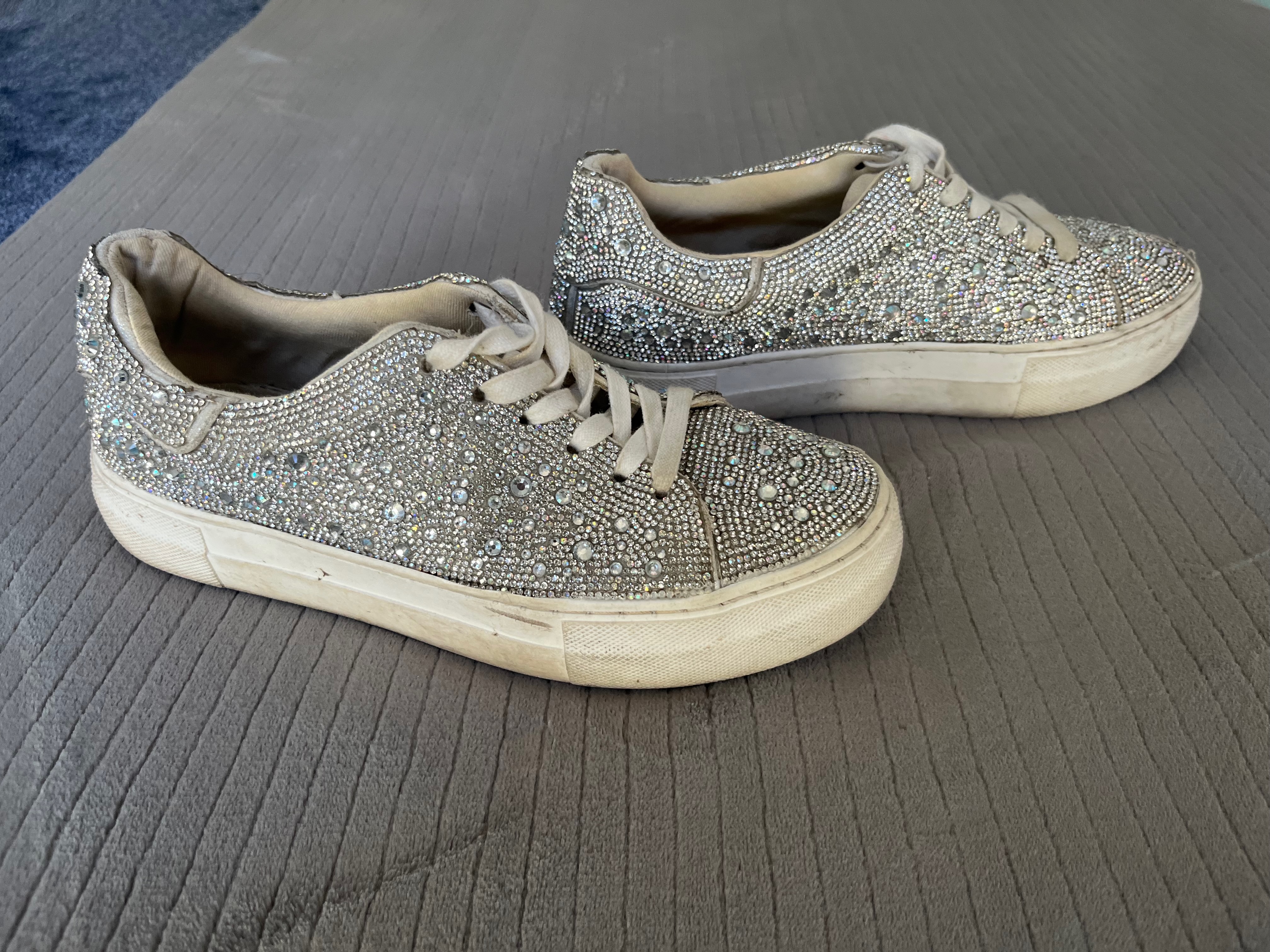 Women's Dazzling Rhinestone Low-Top Sneakers - Size 8