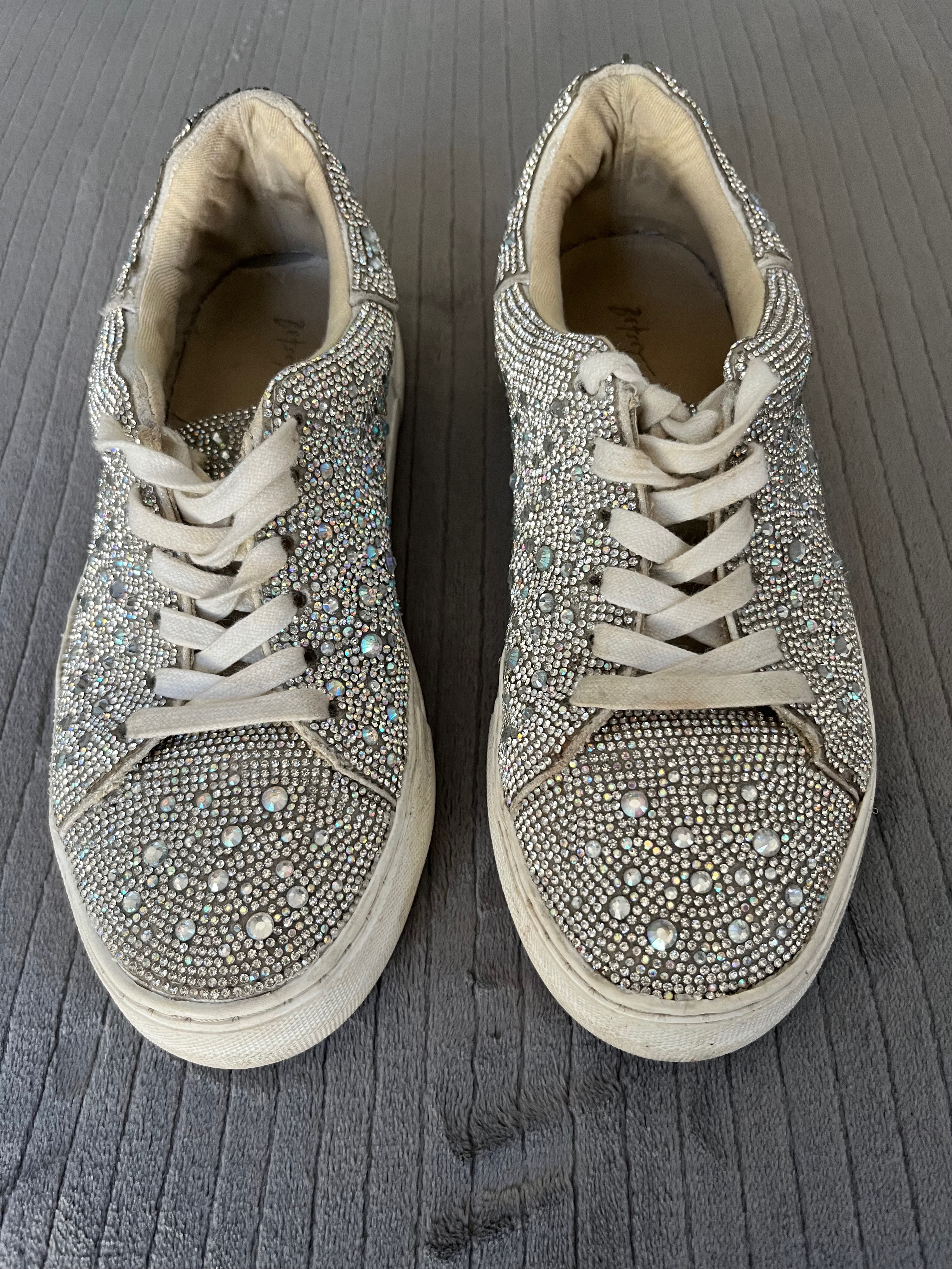 Women's Sparkly Rhinestone Low-Top Sneakers - Dazzling Casual Shoes